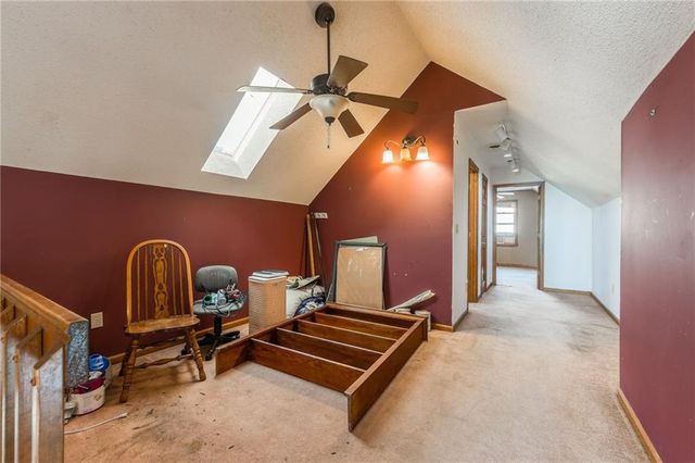 8605 N Beaman Avenue, Kansas City, MO 64154