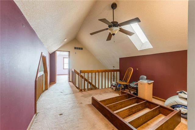 8605 N Beaman Avenue, Kansas City, MO 64154