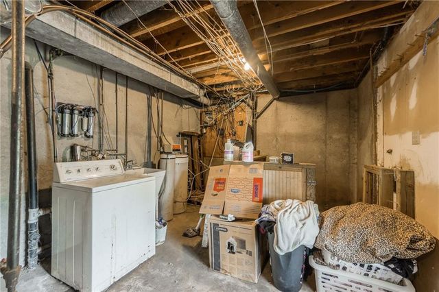 8605 N Beaman Avenue, Kansas City, MO 64154