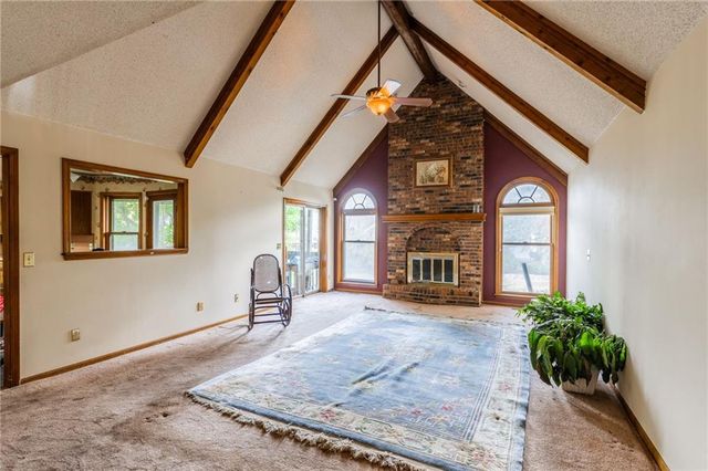 8605 N Beaman Avenue, Kansas City, MO 64154