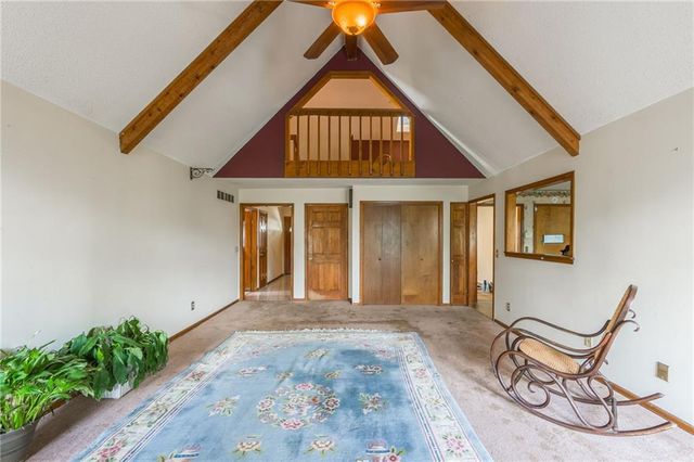 8605 N Beaman Avenue, Kansas City, MO 64154