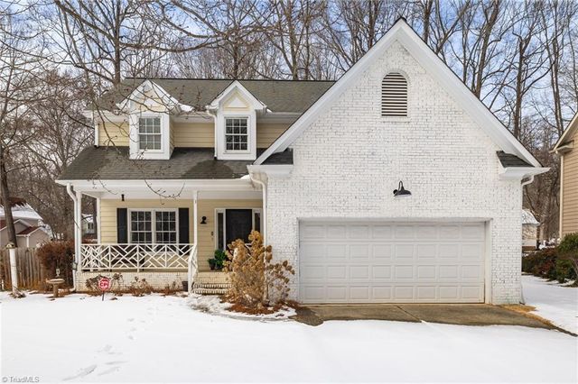 2602 Regents Park Lane, Greensboro, NC 27455