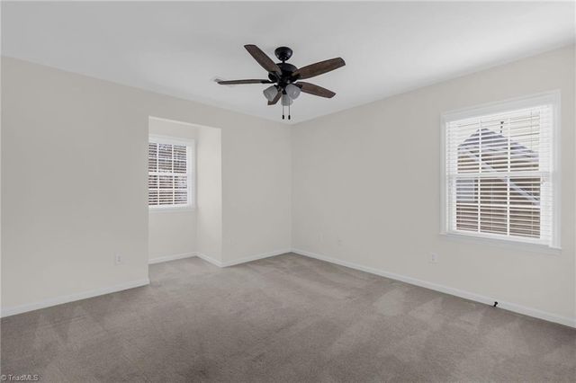 2602 Regents Park Lane, Greensboro, NC 27455