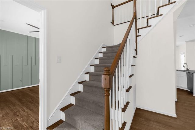 2602 Regents Park Lane, Greensboro, NC 27455