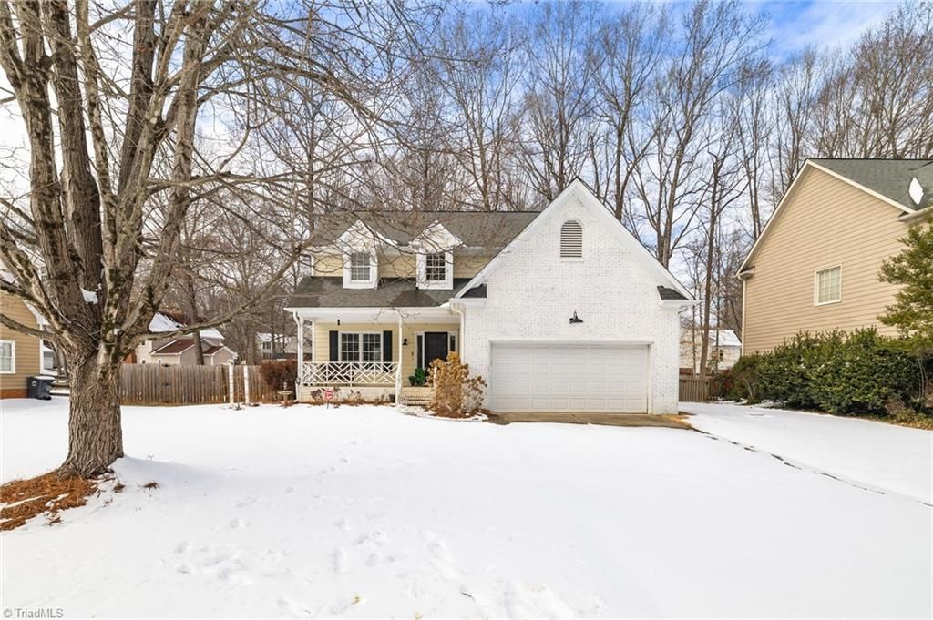 2602 Regents Park Lane, Greensboro, NC 27455