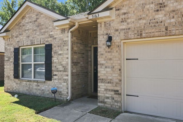 5163 Shellback Dr, Millington, TN 38053