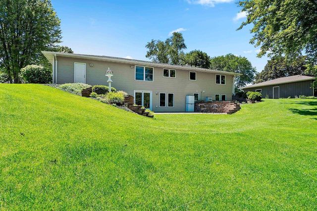 2758 OTTO COURT, Green Bay, WI 54313