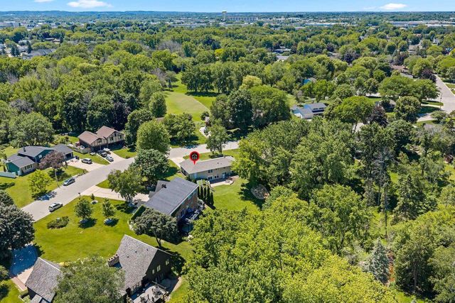 2758 OTTO COURT, Green Bay, WI 54313