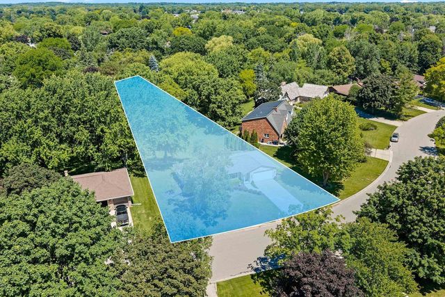 2758 OTTO COURT, Green Bay, WI 54313