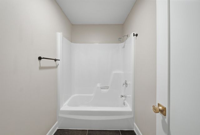26 Old Manchester Road, Amherst, NH 03031