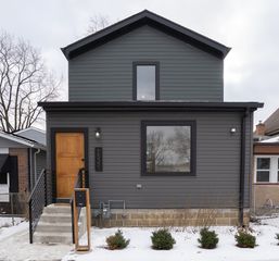 1537 W 110th Street, Chicago, IL 60643