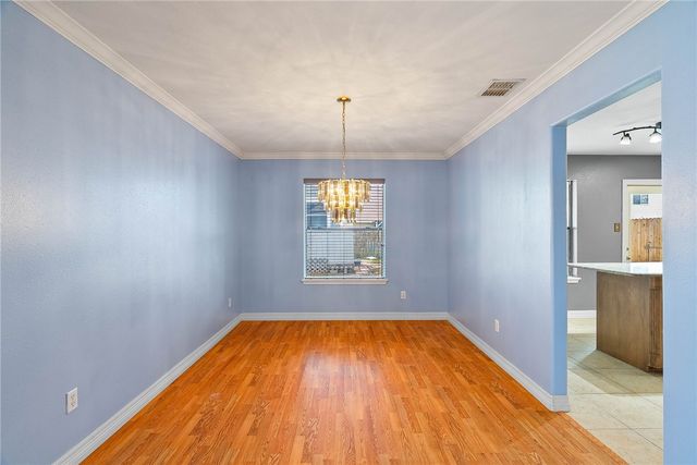 2710 Victoria Park Dr, Corpus Christi, TX 78414