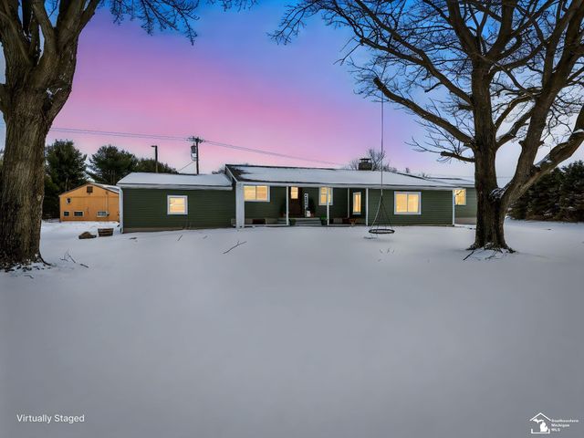 6901 Summerfield Road, Petersburg, MI 49270