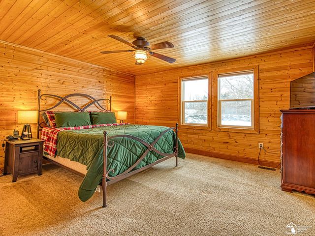 6901 Summerfield Road, Petersburg, MI 49270