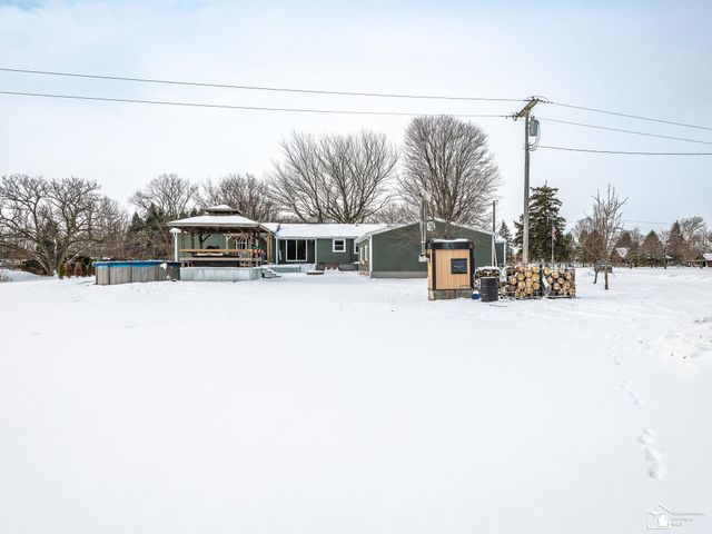 6901 Summerfield Road, Petersburg, MI 49270