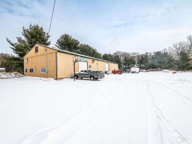 6901 Summerfield Road, Petersburg, MI 49270