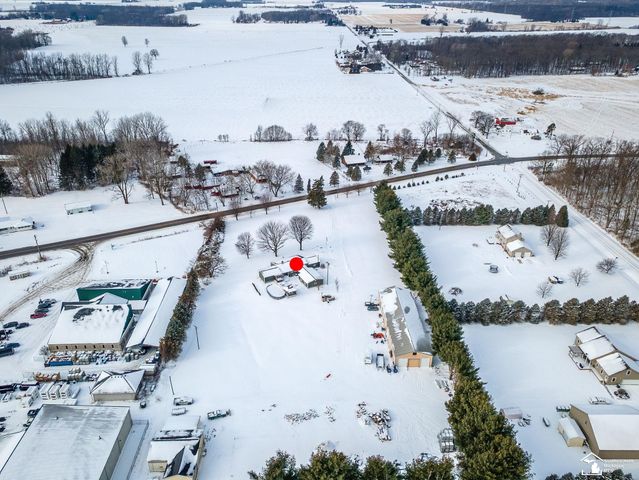 6901 Summerfield Road, Petersburg, MI 49270