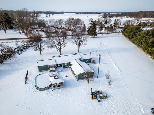 6901 Summerfield Road, Petersburg, MI 49270