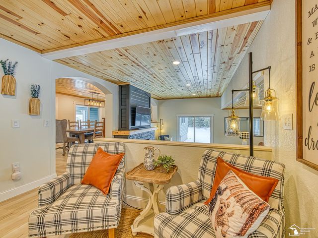 6901 Summerfield Road, Petersburg, MI 49270