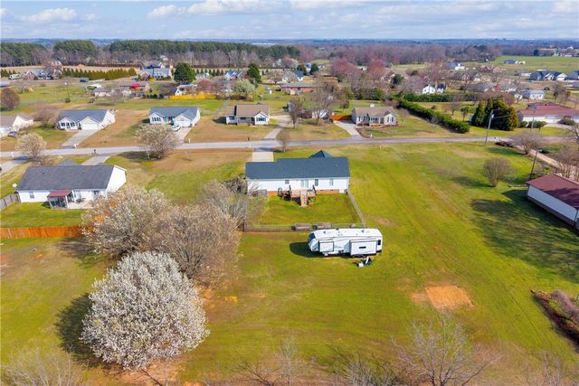 105 Sunny Hill Lane, Anderson, SC 29626