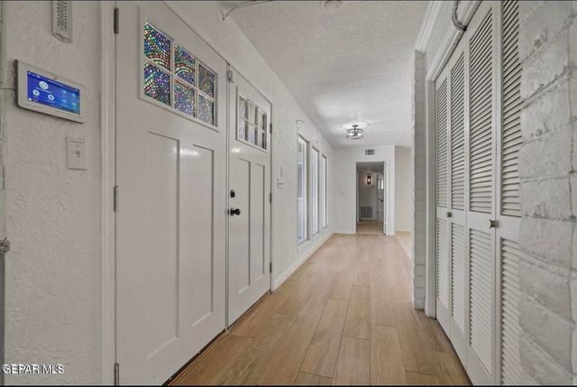 5233 White Oak Drive, El Paso, TX 79932