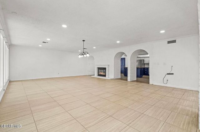 5233 White Oak Drive, El Paso, TX 79932