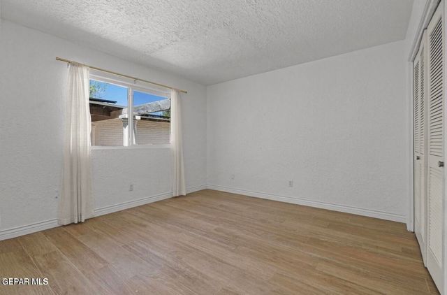 5233 White Oak Drive, El Paso, TX 79932