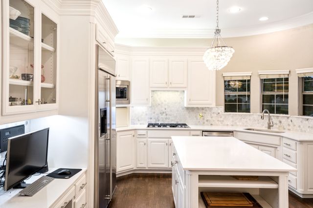 5204 Prince Lane, Flower Mound, TX 75022