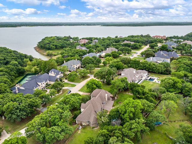 5204 Prince Lane, Flower Mound, TX 75022