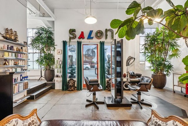 958 28th St. 2825B, Oakland, CA 94608