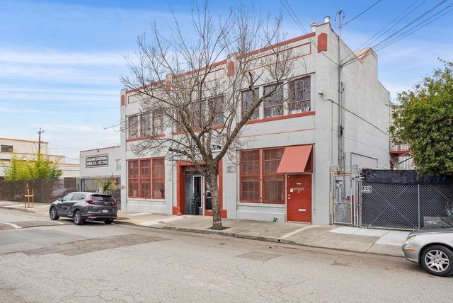 958 28th St. 2825B, Oakland, CA 94608