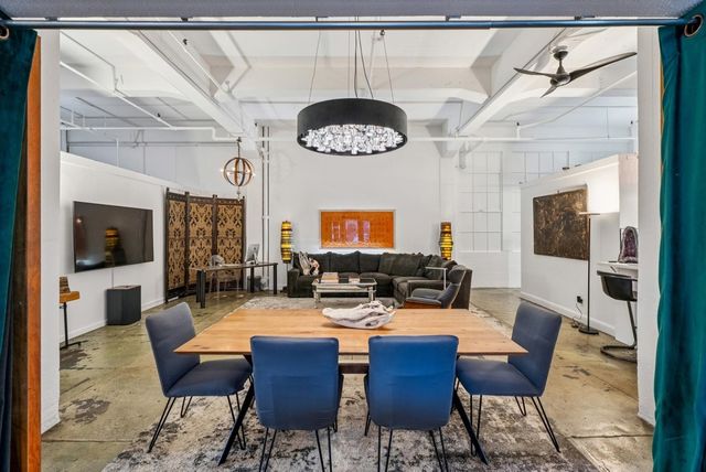 958 28th St. 2825B, Oakland, CA 94608