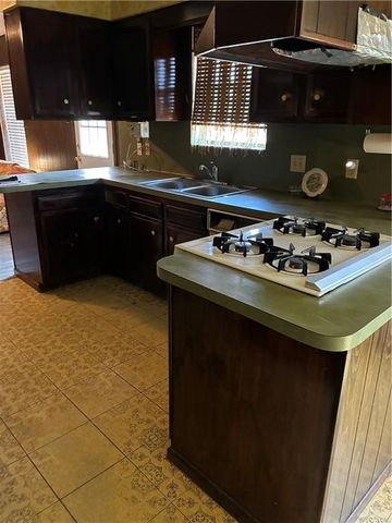 1018 E Samano E Street, Edinburg, TX 78539