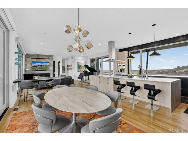 7675 Fox Glen Dr, Franktown, CO 80116
