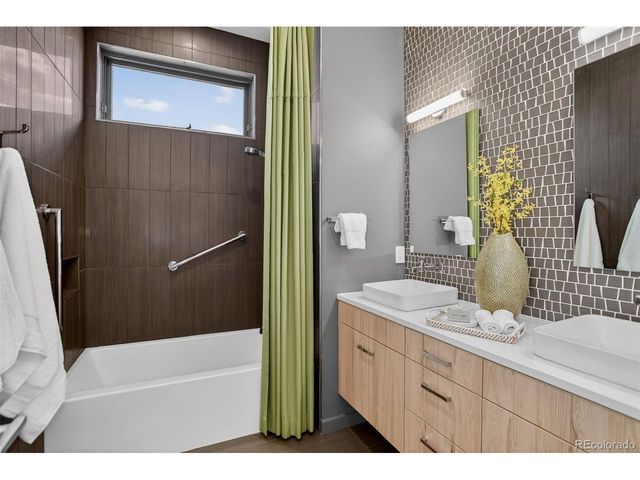 7675 Fox Glen Dr, Franktown, CO 80116