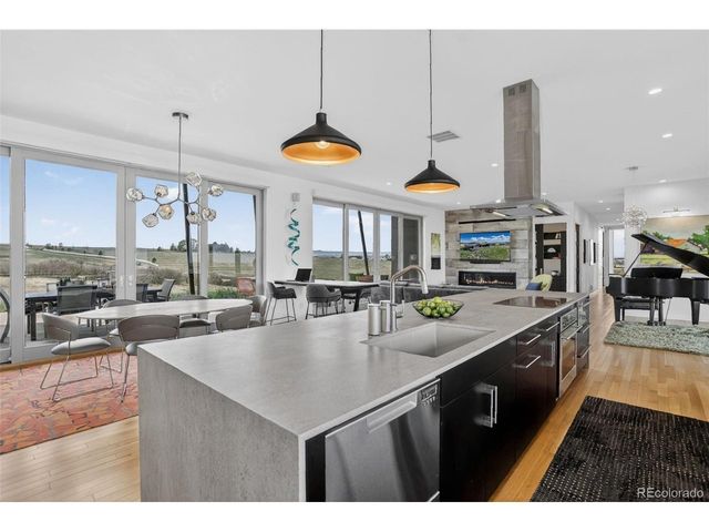 7675 Fox Glen Dr, Franktown, CO 80116