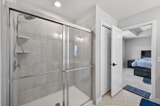 18333 Glacier Way, Lakeville, MN 55044