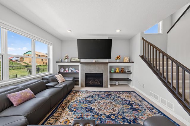 18333 Glacier Way, Lakeville, MN 55044