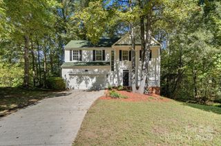 8731 Woodhill Manor Court, Charlotte, NC 28215