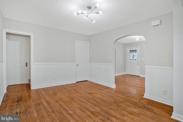 119 W EDGEVALE RD, Baltimore, MD 21225