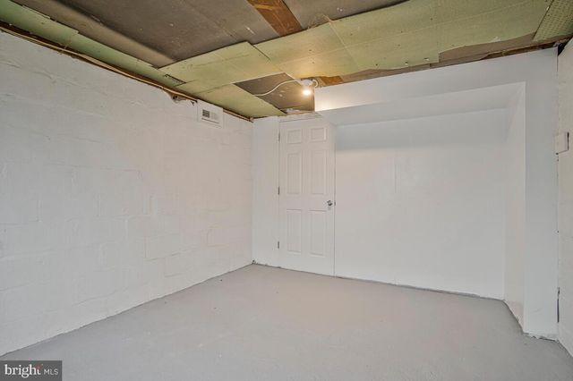 119 W EDGEVALE RD, Baltimore, MD 21225