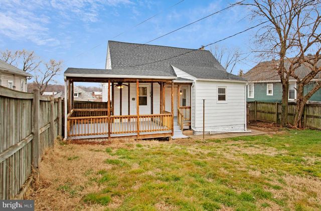 119 W EDGEVALE RD, Baltimore, MD 21225