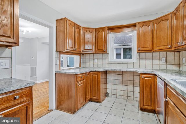 119 W EDGEVALE RD, Baltimore, MD 21225