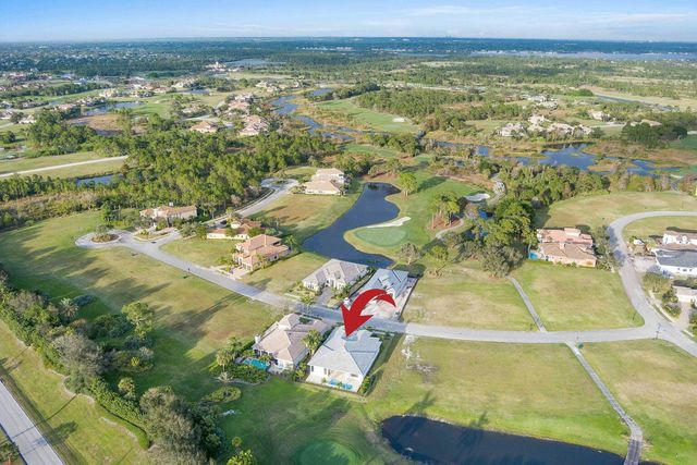 110 SE Via Verona, Port St. Lucie, FL 34984