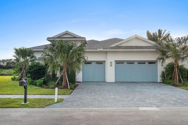 110 SE Via Verona, Port St. Lucie, FL 34984