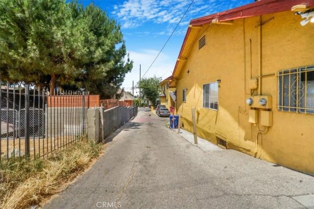 2122 Thomas Street, Lincoln Heights, CA 90031