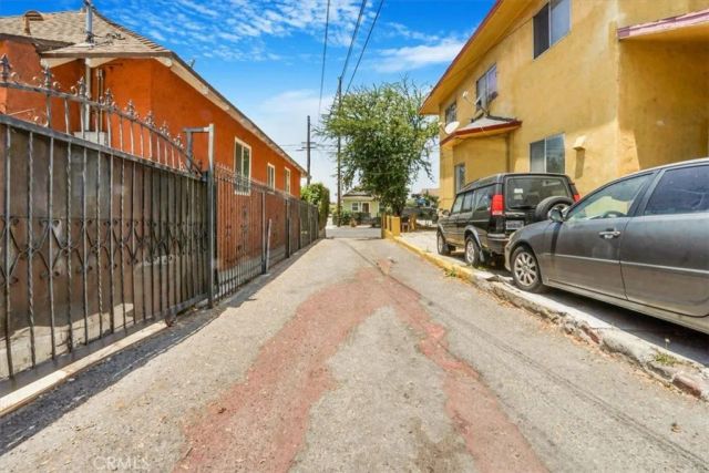 2122 Thomas Street, Lincoln Heights, CA 90031