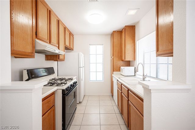 4729 Nara Vista Way 202, Las Vegas, NV 89103