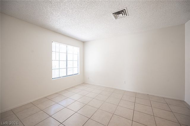 4729 Nara Vista Way 202, Las Vegas, NV 89103