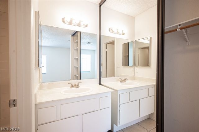 4729 Nara Vista Way 202, Las Vegas, NV 89103